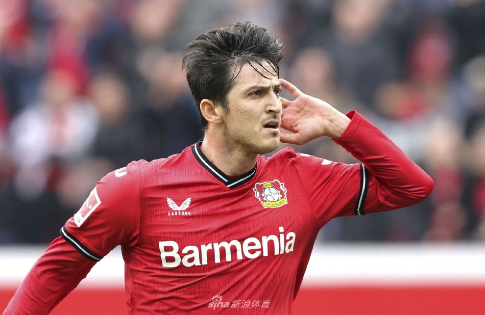 于空中划出 于空中划出