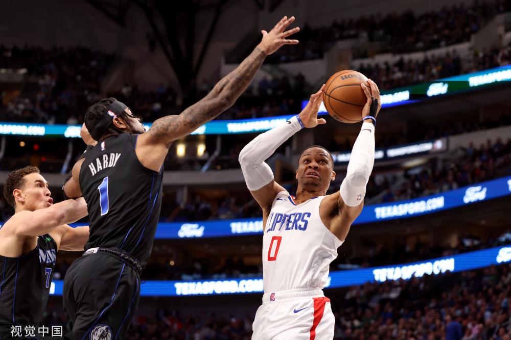 小卡与乔治 小卡与乔治